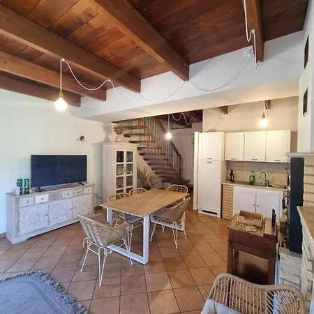 La Valle Villa *